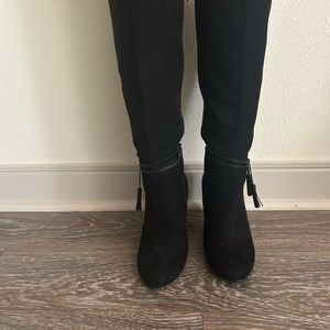 Women black boots